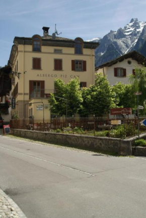 Гостиница Albergo Piz Cam, Bregaglia